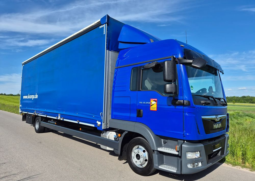 MAN TGL 12.250 2019 BURTO FIRANA + winda 8.4m z Niemiec / TOP STAN / OKAZJA / firanka / automat / - Caminhão com lona: foto 1 MAN TGL 12.250 2019 BURTO FIRANA + winda 8.4m z Niemiec / TOP STAN / OKAZJA / firanka / automat / - Caminhão com lona: foto 1