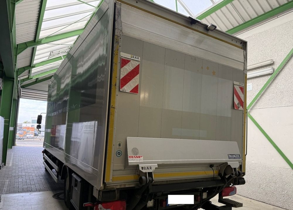 MAN TGL 12.250 6.3m AUTOMAT KLIMA z Niemiec ESP EURO 6 / 4.3 rozstaw / Chlodnia FRIGOBLOCK / TOP STAN / okazja nauka jazdy MOŻLIWOŚĆ DOSTOSOWANIA 12t - Caminhão frigorífico: foto 4 MAN TGL 12.250 6.3m AUTOMAT KLIMA z Niemiec ESP EURO 6 / 4.3 rozstaw / Chlodnia FRIGOBLOCK / TOP STAN / okazja nauka jazdy MOŻLIWOŚĆ DOSTOSOWANIA 12t - Caminhão frigorífico: foto 4