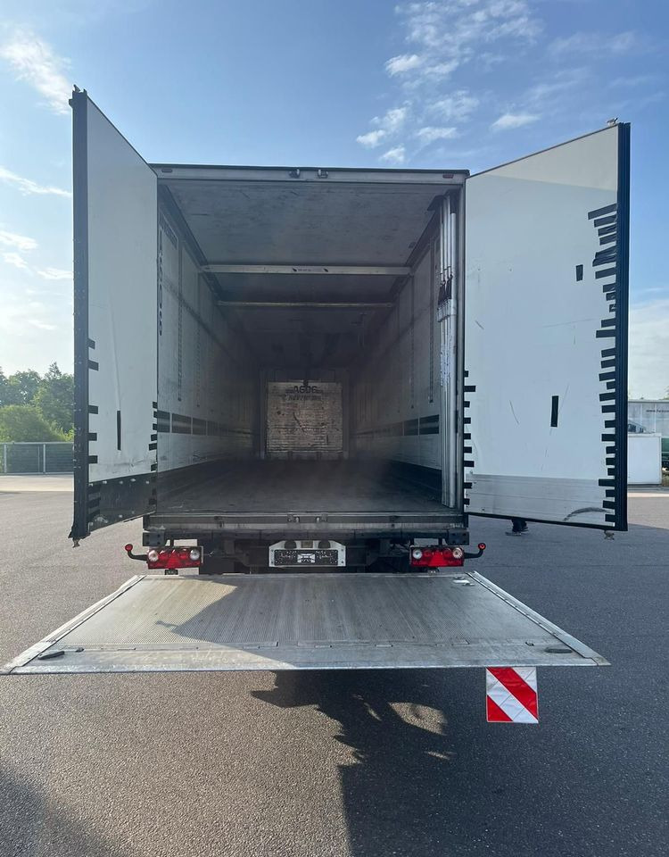 Schmitz Cargobull CARRIER MAXIMA 1300 / WINDA / DOPPEL STOCK / ŚCIANA GRODZIOWA / BELKI / PODNOSZONA OŚ / z Niemiec / TOP STAN 2011/ CARRIER CHŁODNIA CHLODNIA LODÓWKA PODWÓJNY ZAŁADUNEK PIĘTROWA - Semireboque frigorífico: foto 4 Schmitz Cargobull CARRIER MAXIMA 1300 / WINDA / DOPPEL STOCK / ŚCIANA GRODZIOWA / BELKI / PODNOSZONA OŚ / z Niemiec / TOP STAN 2011/ CARRIER CHŁODNIA CHLODNIA LODÓWKA PODWÓJNY ZAŁADUNEK PIĘTROWA - Semireboque frigorífico: foto 4