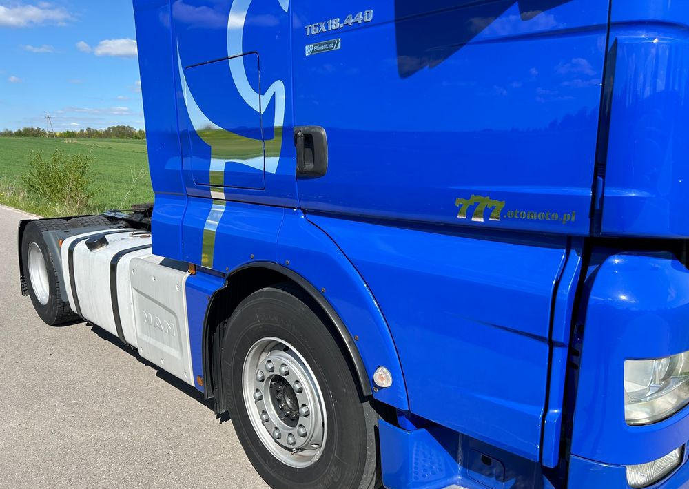 MAN TGS 18.440 NAUKA JAZDY ELKA AUTOMAT 4x2 STANDARD 315/70r22.5 SUPER STAN TGX 470 460 420 430 500 510 400 360 410 - Tractor: foto 3 MAN TGS 18.440 NAUKA JAZDY ELKA AUTOMAT 4x2 STANDARD 315/70r22.5 SUPER STAN TGX 470 460 420 430 500 510 400 360 410 - Tractor: foto 3