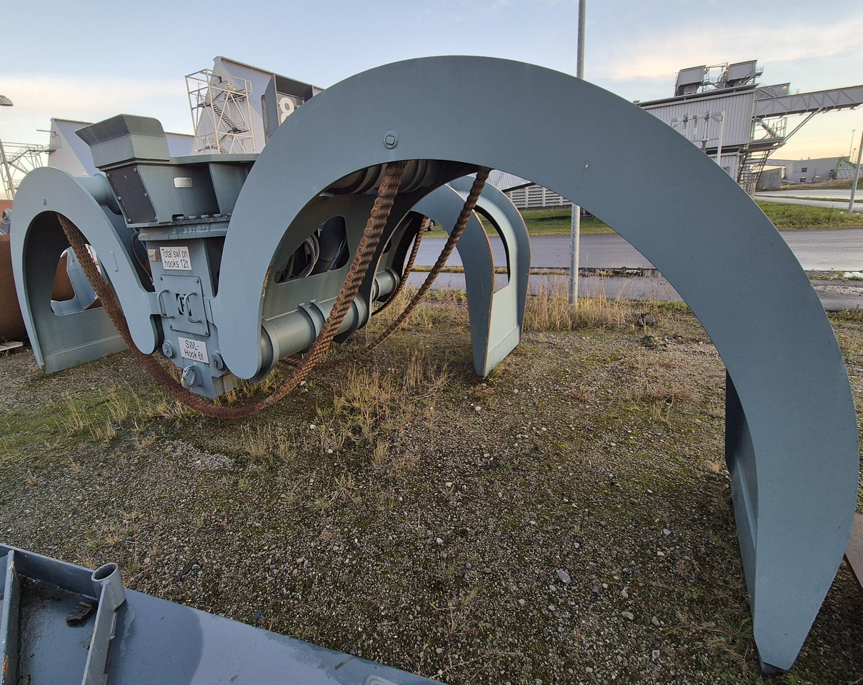 Peiner SMAG HHG.34-K - Garra de Equipamento portuário: foto 1 Peiner SMAG HHG.34-K - Garra de Equipamento portuário: foto 1