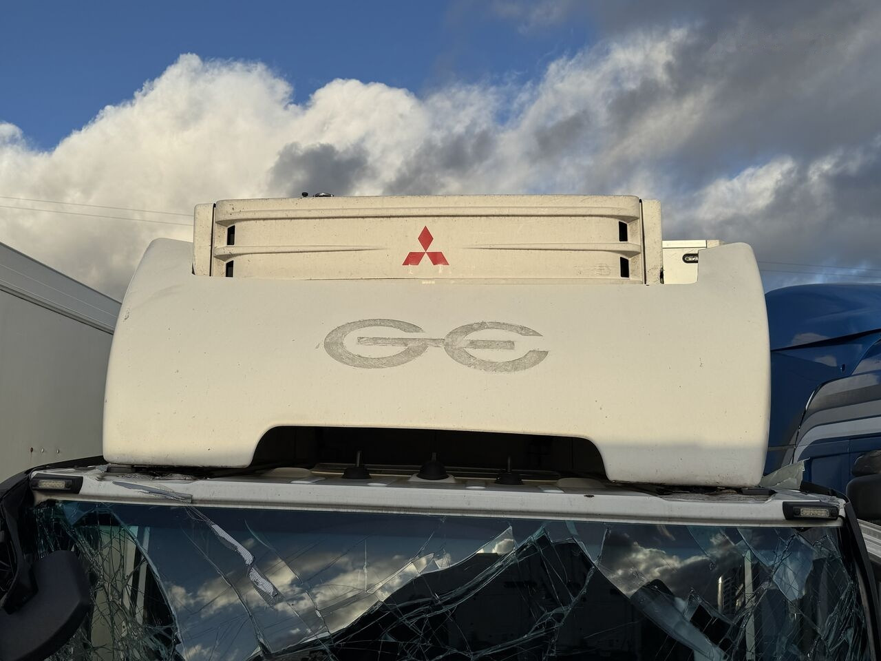 Mercedes-Benz Actros Antos Axor - Aerodinâmica/ Aerofólio de Caminhão: foto 2 Mercedes-Benz Actros Antos Axor - Aerodinâmica/ Aerofólio de Caminhão: foto 2