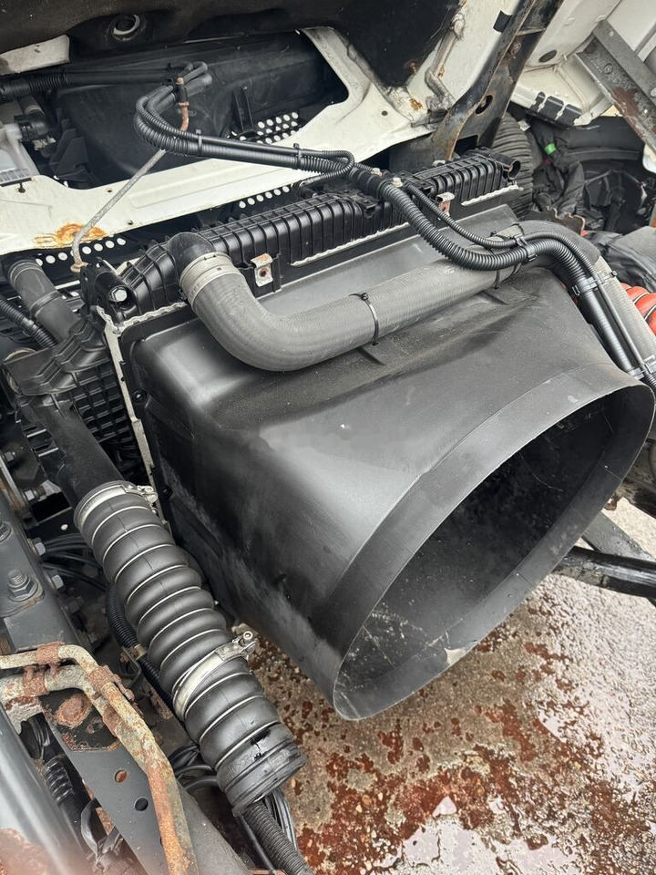 Mercedes-Benz Atego III E6 - Intercooler de Caminhão: foto 1 Mercedes-Benz Atego III E6 - Intercooler de Caminhão: foto 1