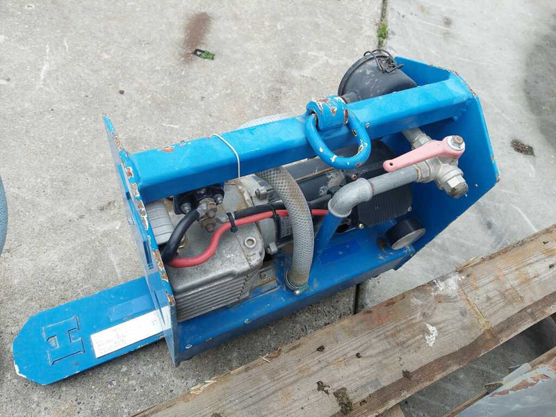 Van Zuylen MNS 12E 12V - Equipamento: foto 4 Van Zuylen MNS 12E 12V - Equipamento: foto 4