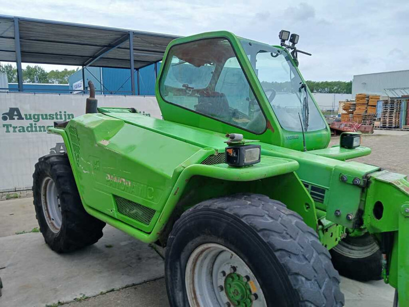 Merlo P 33.7 KT - Empilhador telescópico: foto 4 Merlo P 33.7 KT - Empilhador telescópico: foto 4