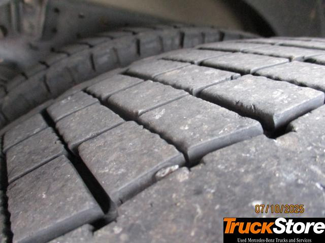 FUSO Canter 7C18 - Carrinha frigorífica: foto 5 FUSO Canter 7C18 - Carrinha frigorífica: foto 5