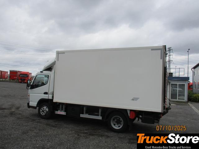 FUSO Canter 7C18 - Carrinha frigorífica: foto 4 FUSO Canter 7C18 - Carrinha frigorífica: foto 4