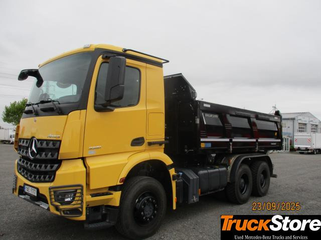 Mercedes-Benz Arocs 3351 K - Caminhão basculante: foto 1 Mercedes-Benz Arocs 3351 K - Caminhão basculante: foto 1