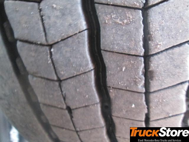 Tractor Mercedes-Benz Actros 1845 LS nRL: foto 6