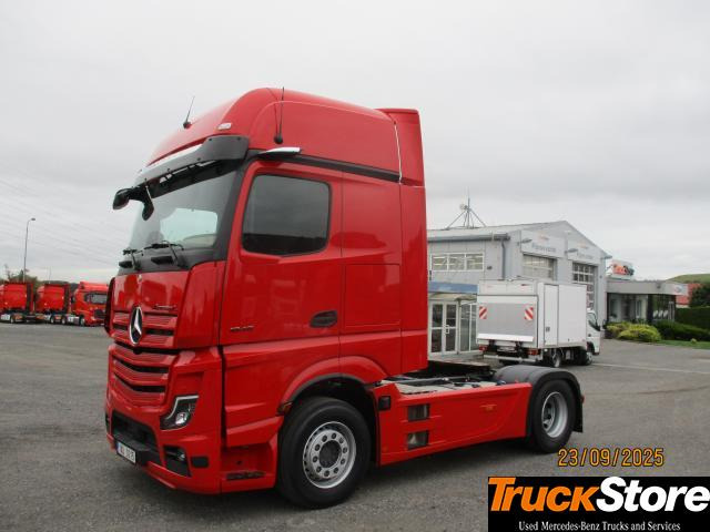 Mercedes-Benz Actros 1848 LS - Tractor: foto 1 Mercedes-Benz Actros 1848 LS - Tractor: foto 1