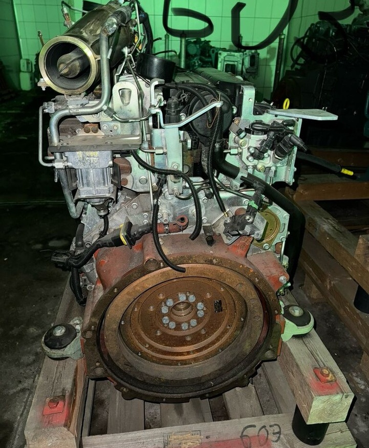 Deutz TCD 4.1 L4 Deutz - Motor de Escavadeira: foto 1 Deutz TCD 4.1 L4 Deutz - Motor de Escavadeira: foto 1