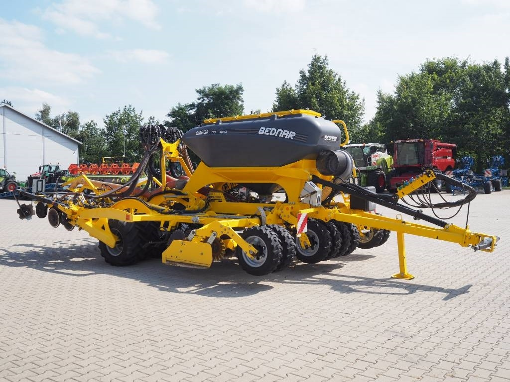 Bednar OMEGA OO 4000L - Semeadora combinada: foto 5 Bednar OMEGA OO 4000L - Semeadora combinada: foto 5