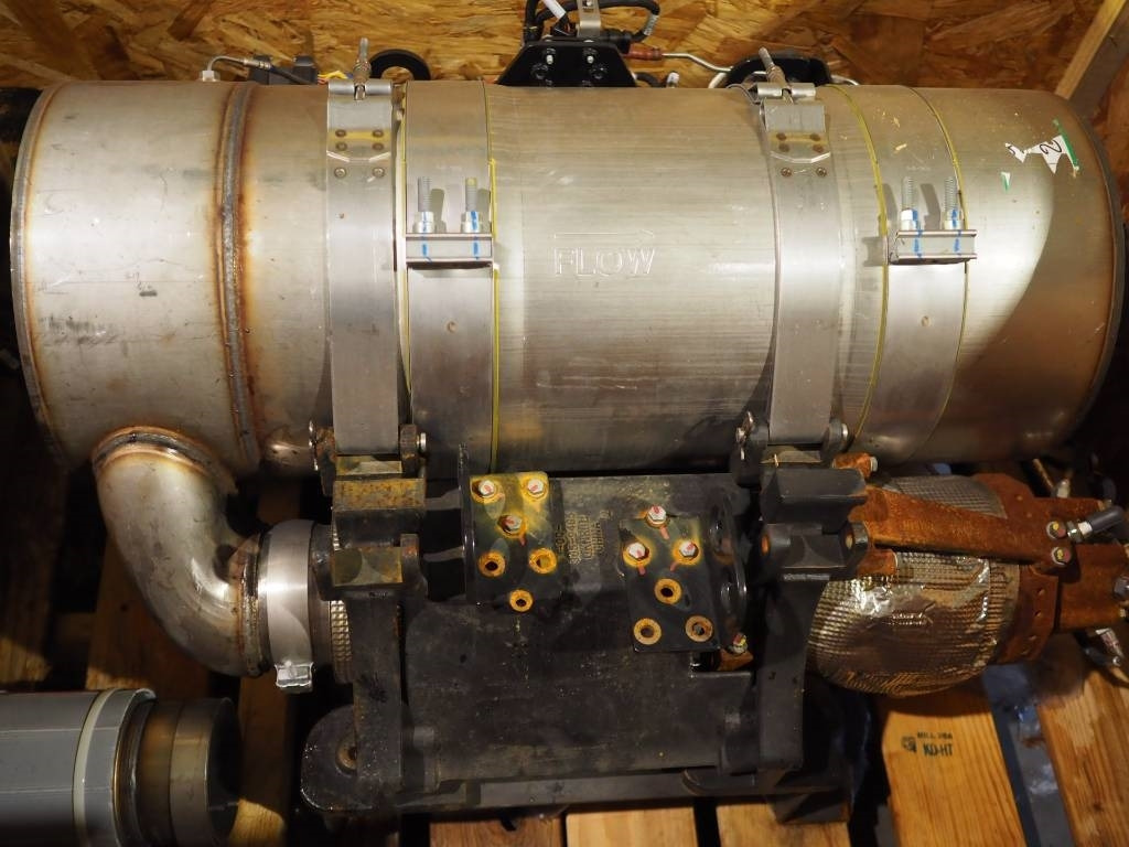 CAT Caterpillar C9.3 - Module AR-Clean Emission / DPF - Motor de Máquina de construção: foto 5 CAT Caterpillar C9.3 - Module AR-Clean Emission / DPF - Motor de Máquina de construção: foto 5