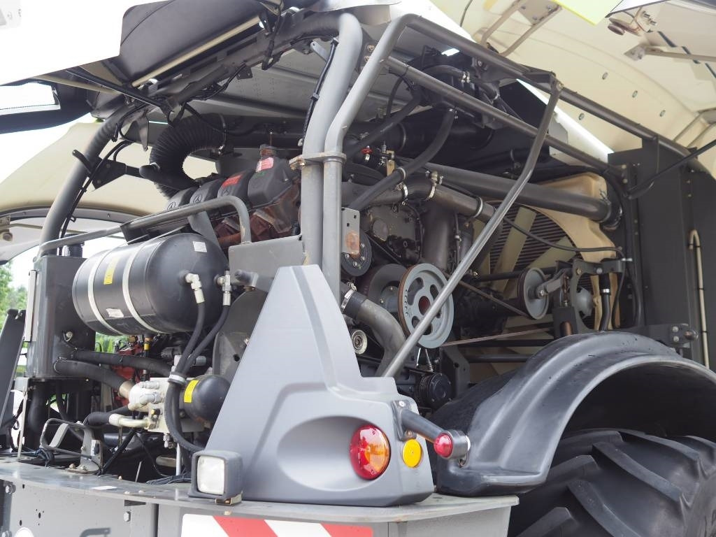 Picadora de forragem automotriz Claas Jaguar 940 4WD + Orbis 600 SD: foto 11