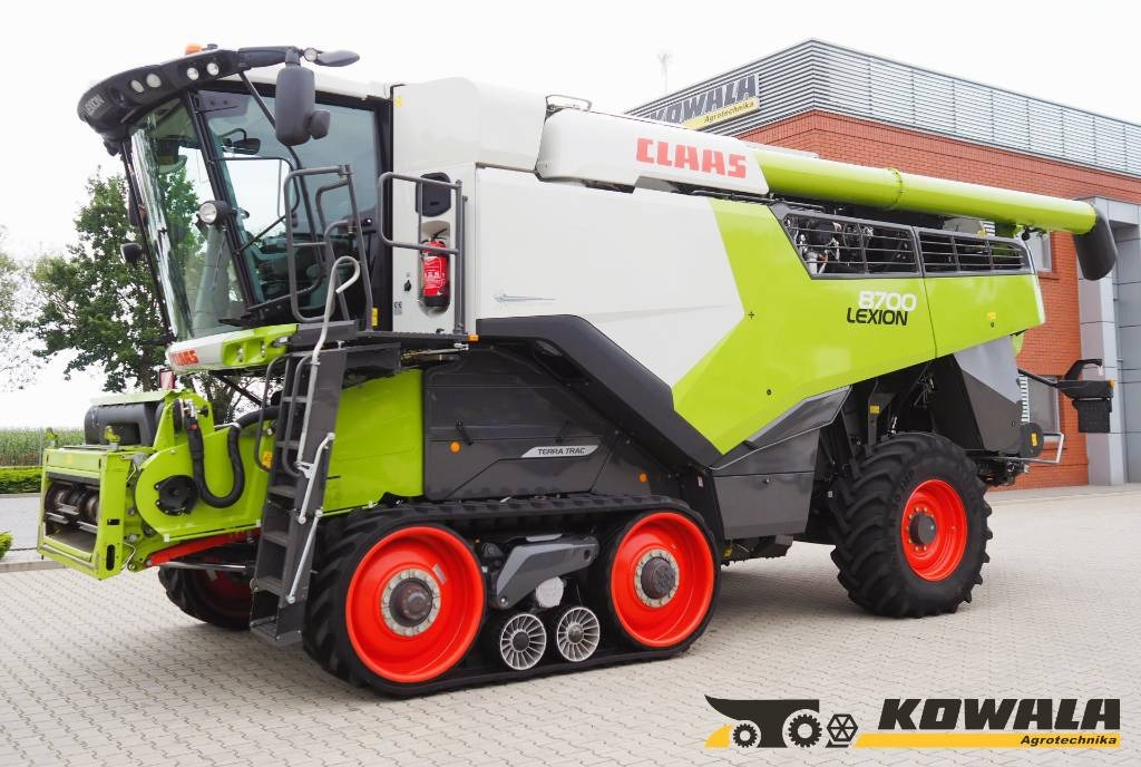 Ceifeira debulhadora Claas Lexion 8700TT + V1080: foto 1