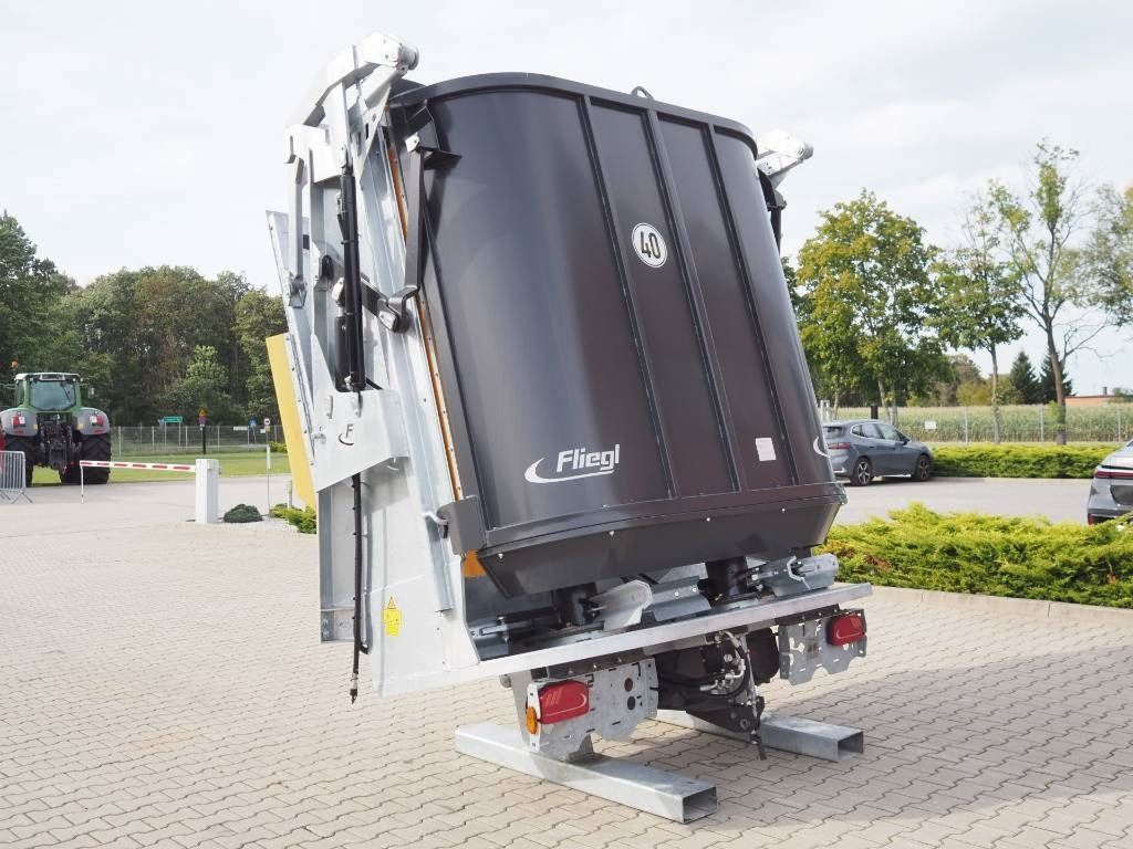 Fliegl S-2/ASW Profi - Espalhador de estrume: foto 3 Fliegl S-2/ASW Profi - Espalhador de estrume: foto 3