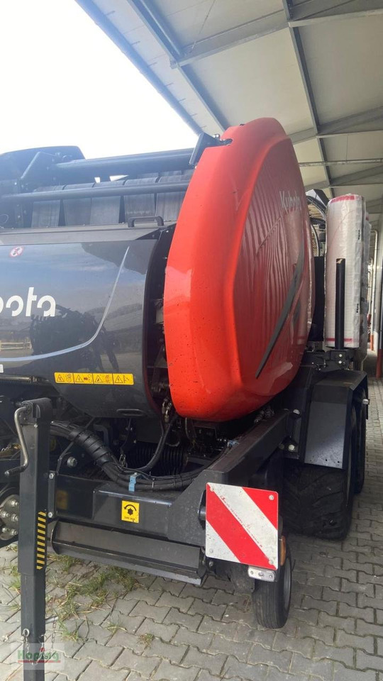 Kubota BV 5200 Plus - Enfardadeira de fardos redondos: foto 5 Kubota BV 5200 Plus - Enfardadeira de fardos redondos: foto 5