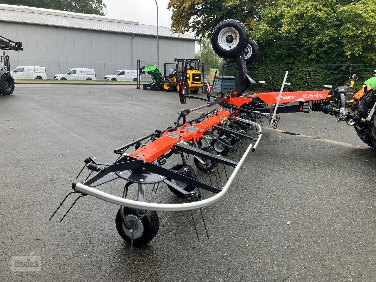 Kubota TE10511C - Ancinho enleirador: foto 4 Kubota TE10511C - Ancinho enleirador: foto 4