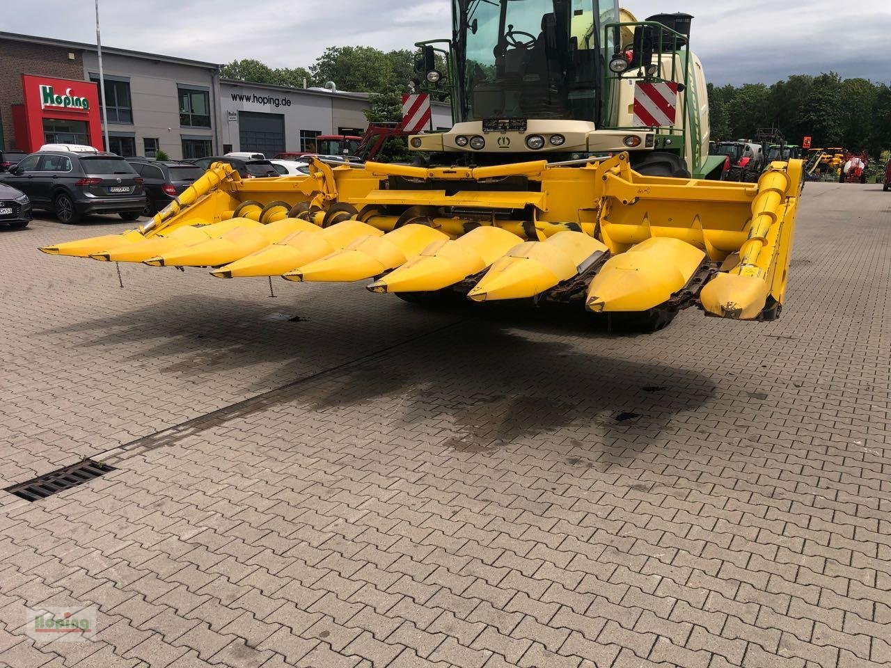 New Holland MF875W - Plataforma para colher milho: foto 3 New Holland MF875W - Plataforma para colher milho: foto 3