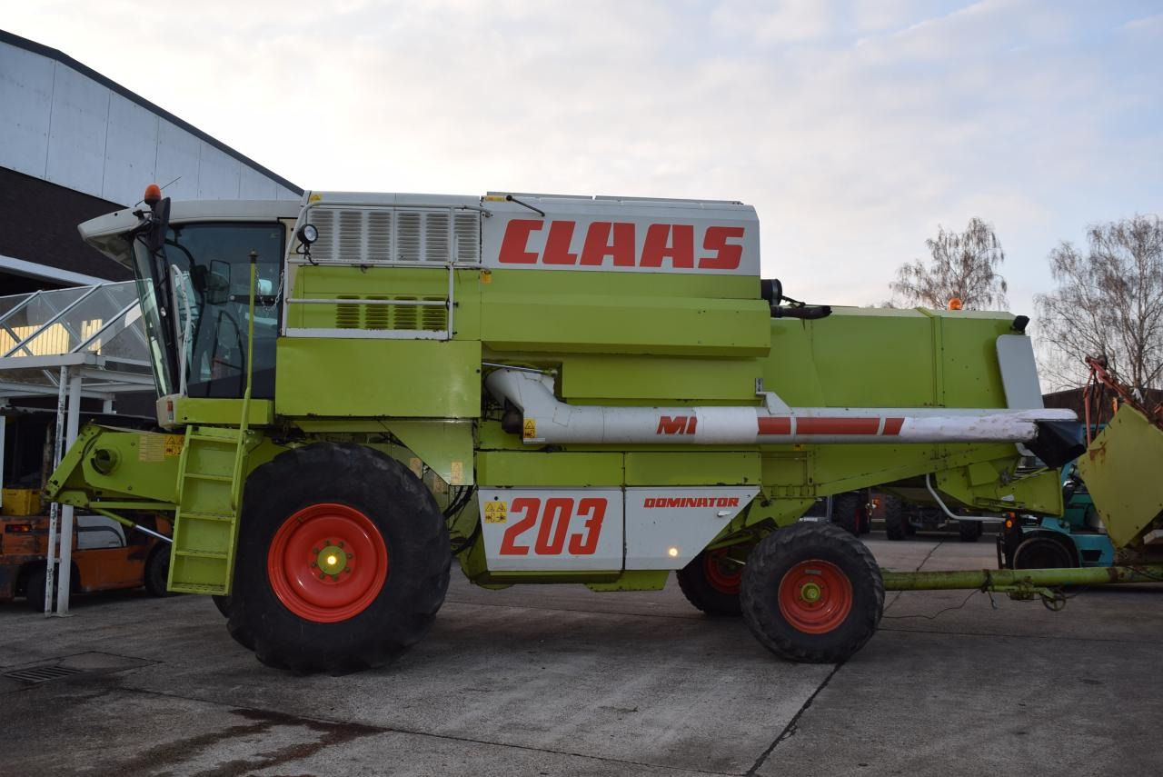CLAAS Dominator 203 Mega - Ceifeira debulhadora: foto 2 CLAAS Dominator 203 Mega - Ceifeira debulhadora: foto 2