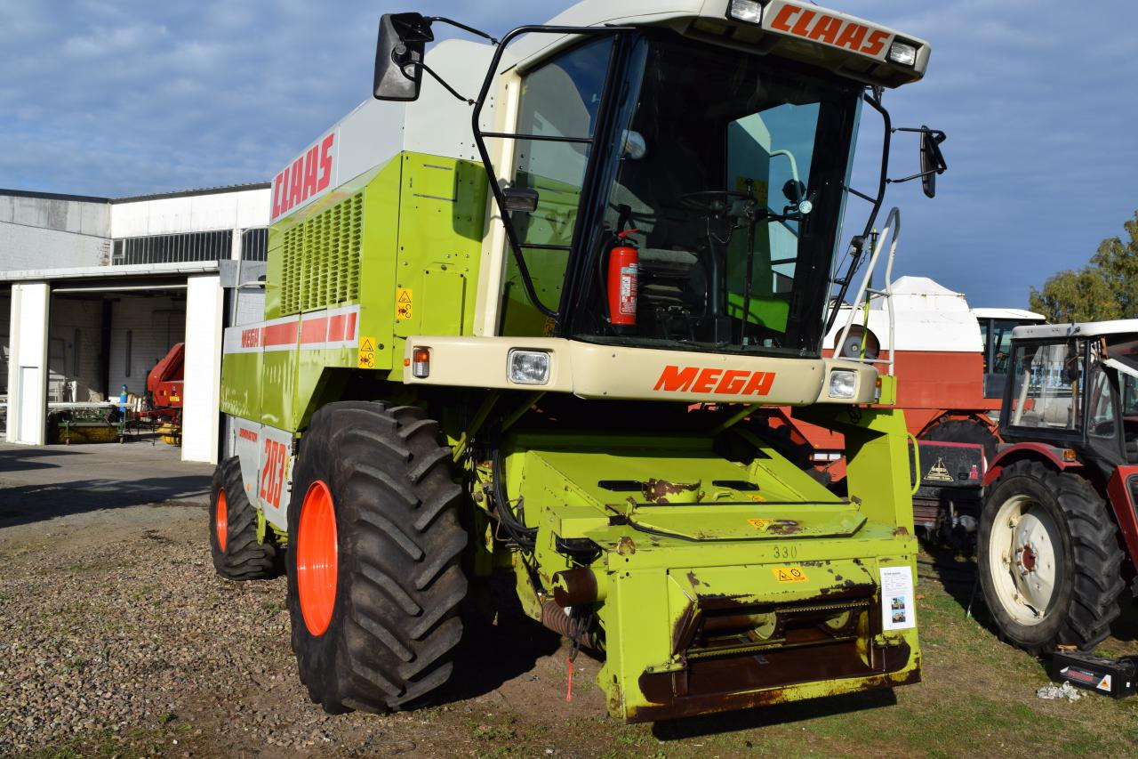 CLAAS Dominator 203 Mega - Ceifeira debulhadora: foto 3 CLAAS Dominator 203 Mega - Ceifeira debulhadora: foto 3