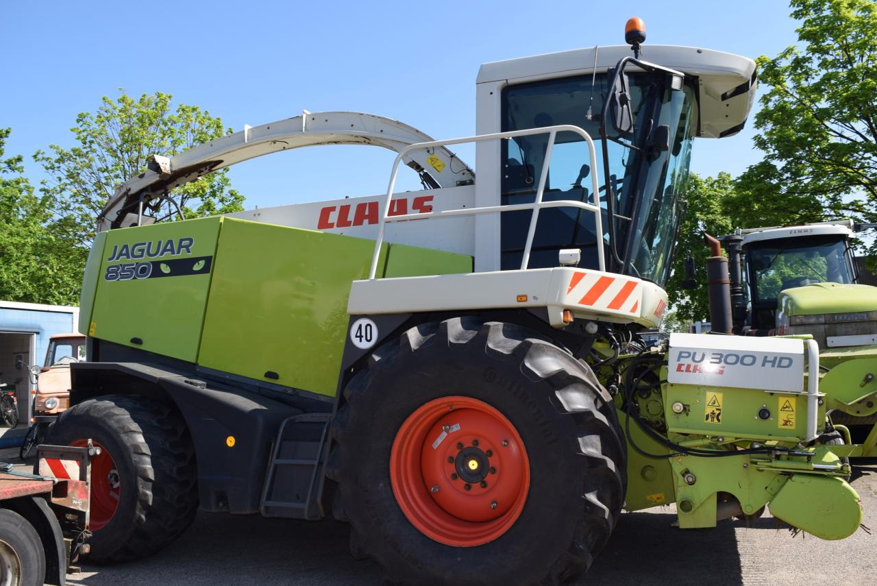 CLAAS Jaguar 850 Speedstar - Picadora de forragem automotriz: foto 2 CLAAS Jaguar 850 Speedstar - Picadora de forragem automotriz: foto 2