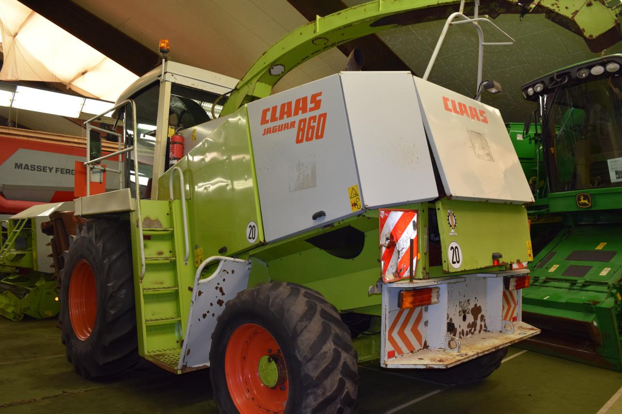 CLAAS Jaguar 860 - Picadora de forragem automotriz: foto 4 CLAAS Jaguar 860 - Picadora de forragem automotriz: foto 4