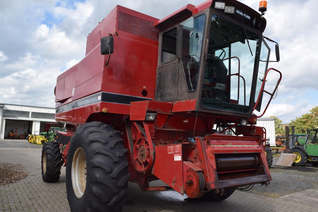 Case-IH 1680 Axial - Ceifeira debulhadora: foto 2 Case-IH 1680 Axial - Ceifeira debulhadora: foto 2