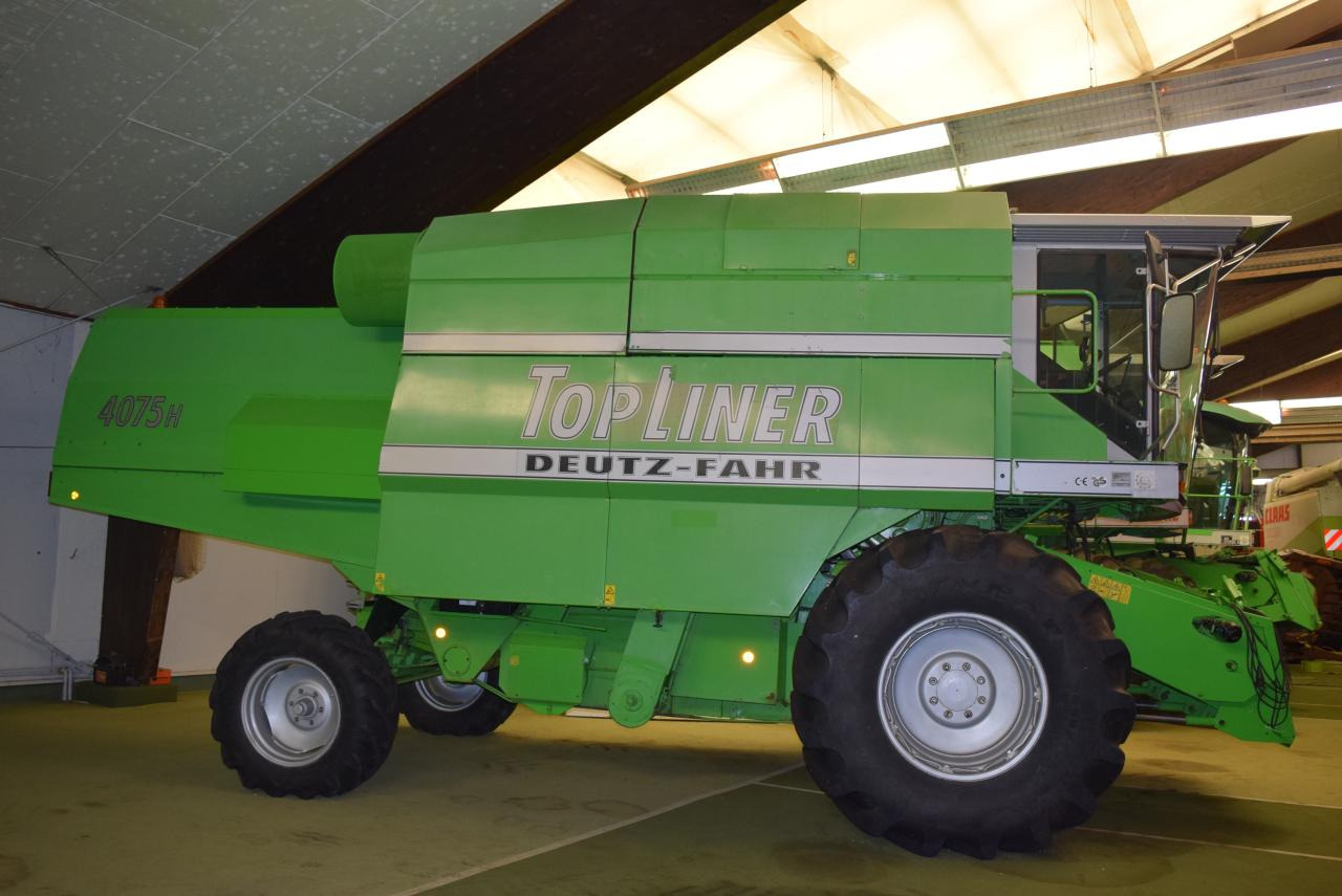 Deutz-Fahr 4075 H TopLiner - Ceifeira debulhadora: foto 2 Deutz-Fahr 4075 H TopLiner - Ceifeira debulhadora: foto 2