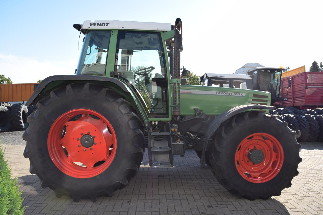 Fendt Favorit 512 - Trator: foto 1 Fendt Favorit 512 - Trator: foto 1