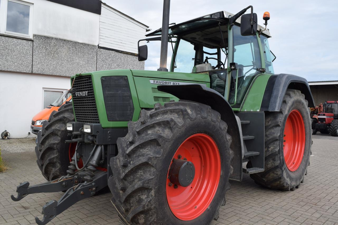 Fendt Favorit 822 - Trator: foto 3 Fendt Favorit 822 - Trator: foto 3
