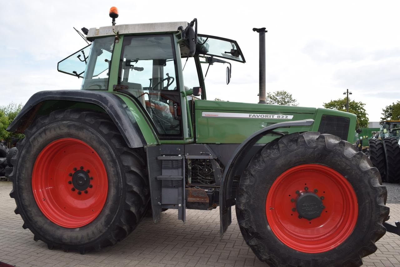 Fendt Favorit 822 - Trator: foto 2 Fendt Favorit 822 - Trator: foto 2