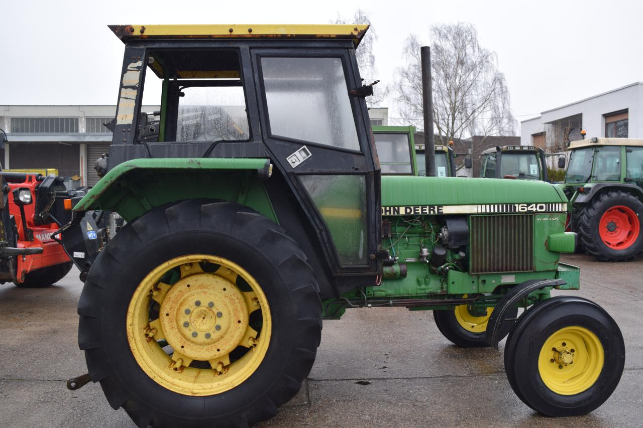 John Deere 1640 - Trator: foto 4 John Deere 1640 - Trator: foto 4