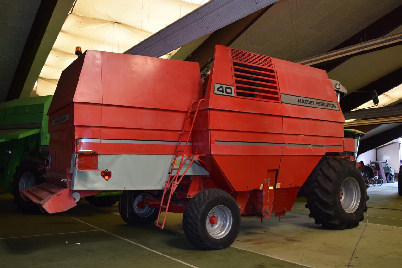 Massey Ferguson MF 40 RS - Ceifeira debulhadora: foto 4 Massey Ferguson MF 40 RS - Ceifeira debulhadora: foto 4