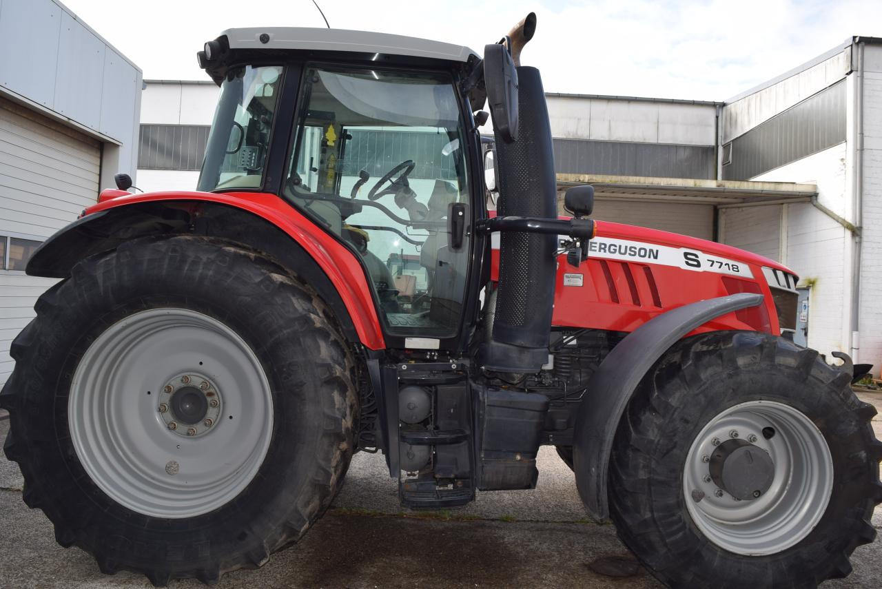 Massey Ferguson MF 7718 S Dyna 6 - Trator: foto 4 Massey Ferguson MF 7718 S Dyna 6 - Trator: foto 4