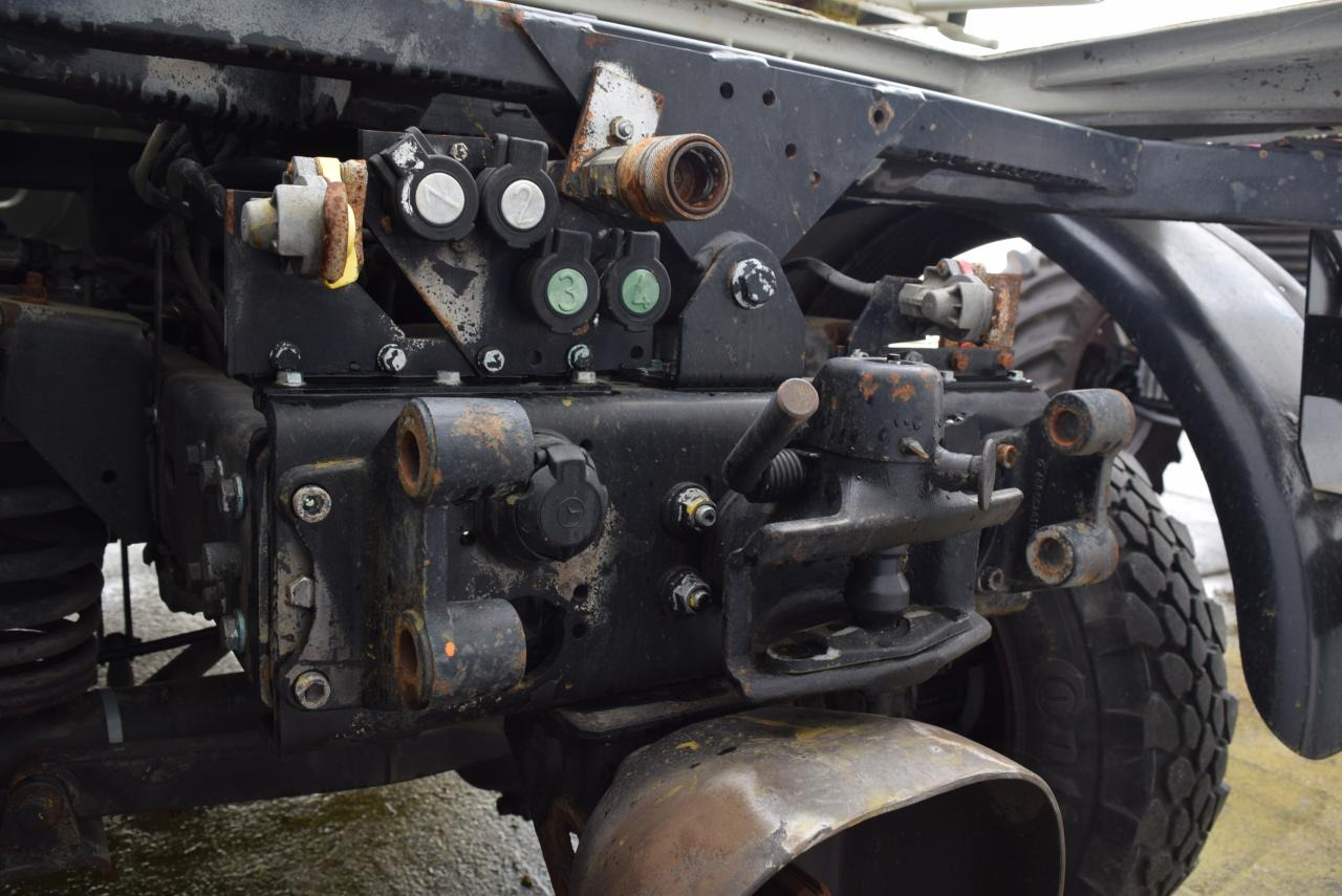 Mercedes-Benz U 90 - Caminhão basculante: foto 4 Mercedes-Benz U 90 - Caminhão basculante: foto 4