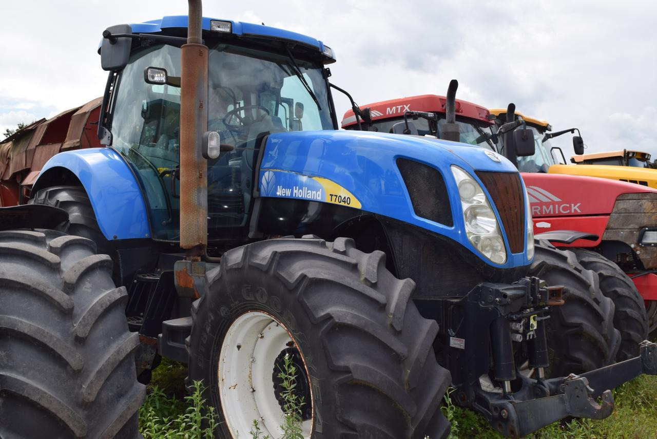 New Holland T 7040 - Trator: foto 2 New Holland T 7040 - Trator: foto 2