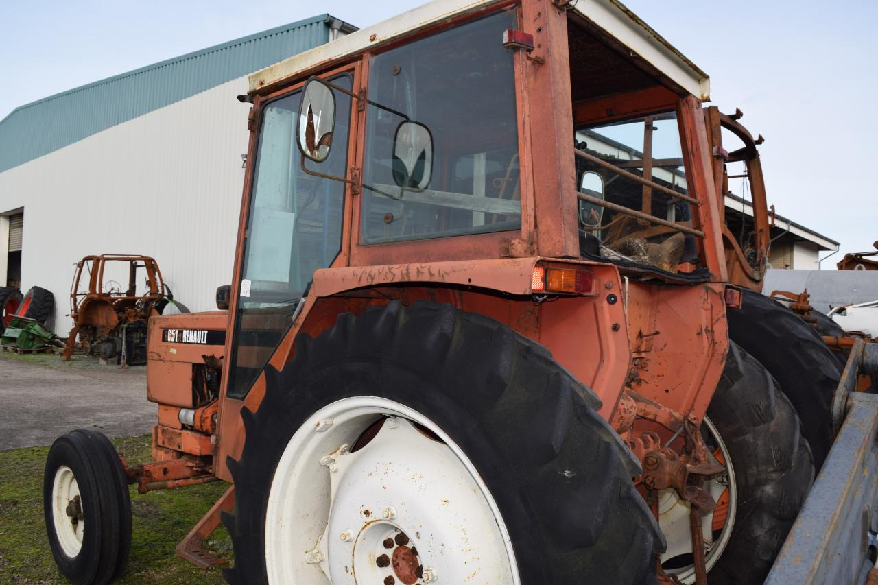 Renault 651 - Trator: foto 4 Renault 651 - Trator: foto 4