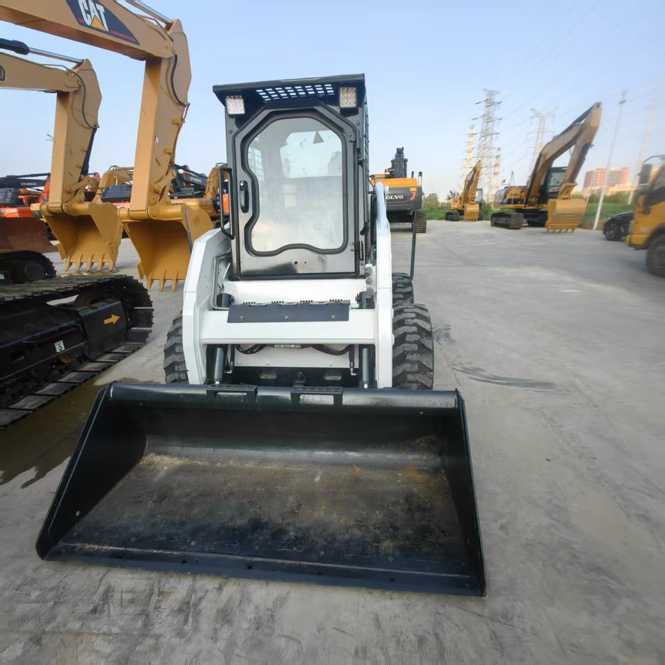 Bobcat S160 - Mini carregadeira: foto 2 Bobcat S160 - Mini carregadeira: foto 2