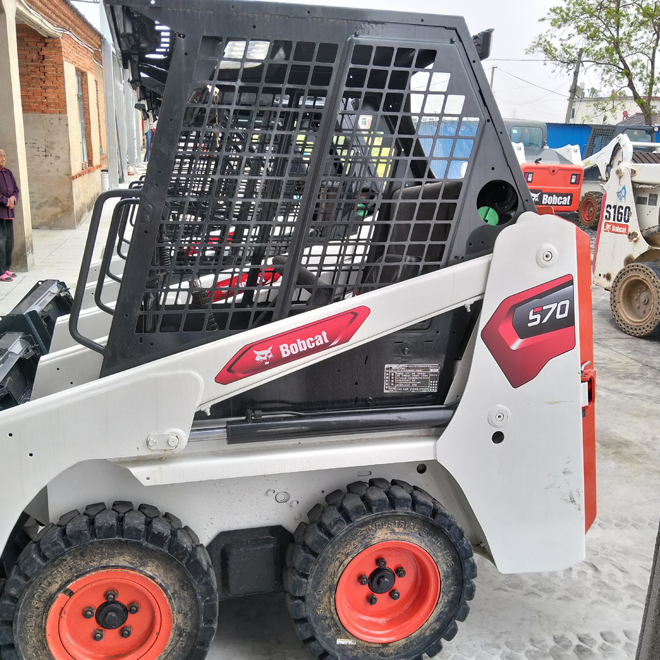 Bobcat S70 - Mini carregadeira: foto 3 Bobcat S70 - Mini carregadeira: foto 3