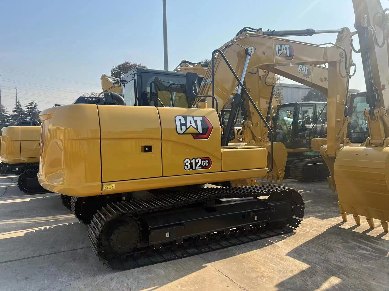 CATERPILLAR 312GC - Escavadora de rastos: foto 1 CATERPILLAR 312GC - Escavadora de rastos: foto 1