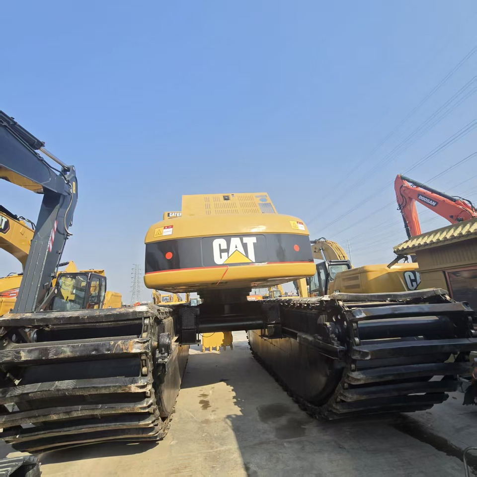 CATERPILLAR 320C - Escavadeira flutuante: foto 5 CATERPILLAR 320C - Escavadeira flutuante: foto 5