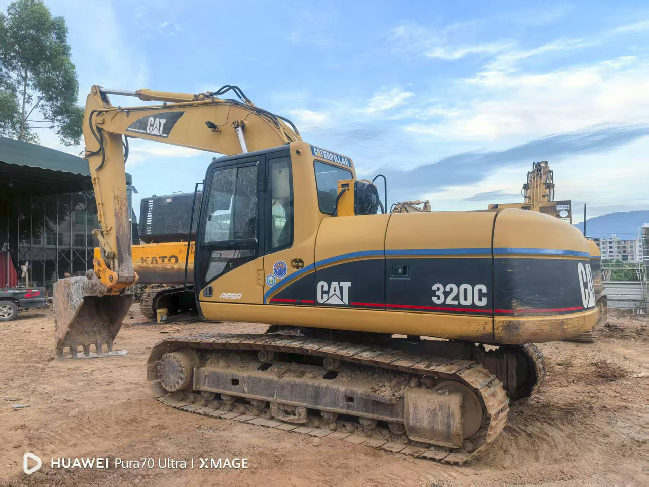 CATERPILLAR 320C - Escavadora de rastos: foto 1 CATERPILLAR 320C - Escavadora de rastos: foto 1