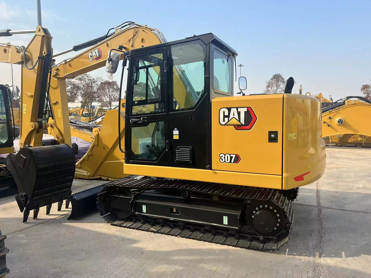 CATERPILLAR CAT307 - Mini escavadeira: foto 1 CATERPILLAR CAT307 - Mini escavadeira: foto 1