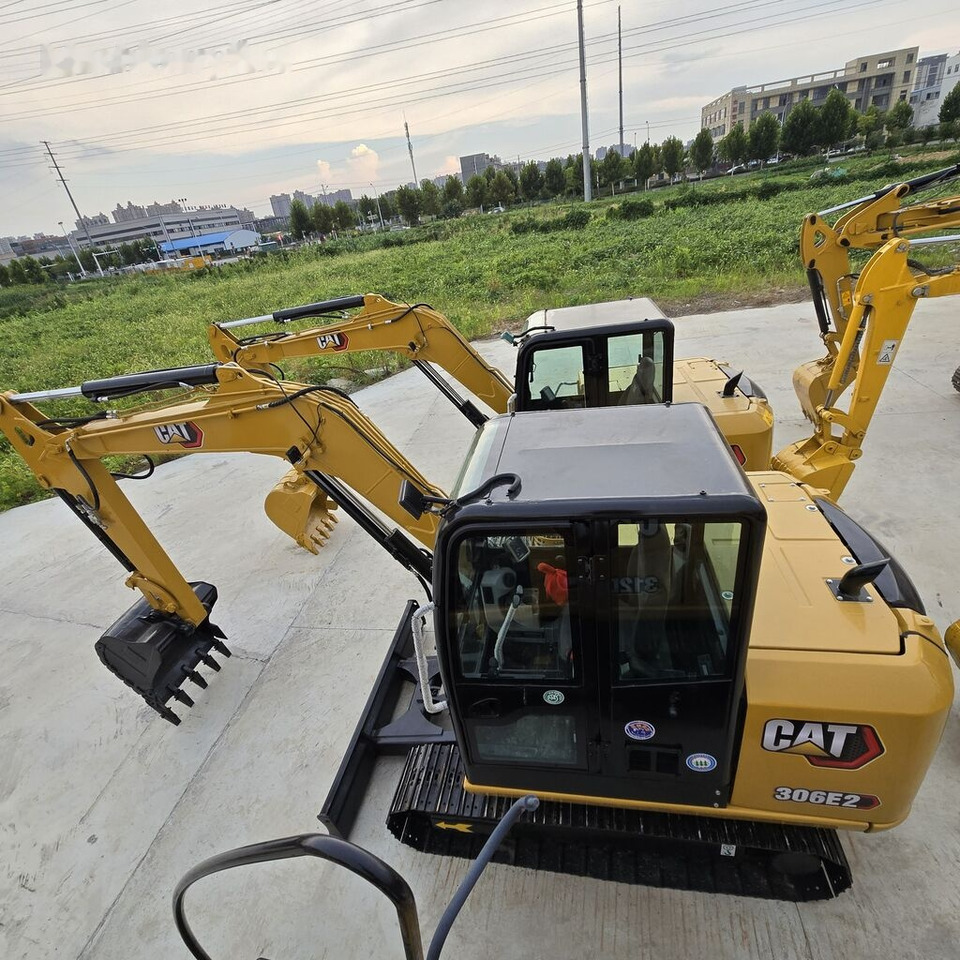 Locação de Caterpillar 306E2 Caterpillar 306E2: foto 7
