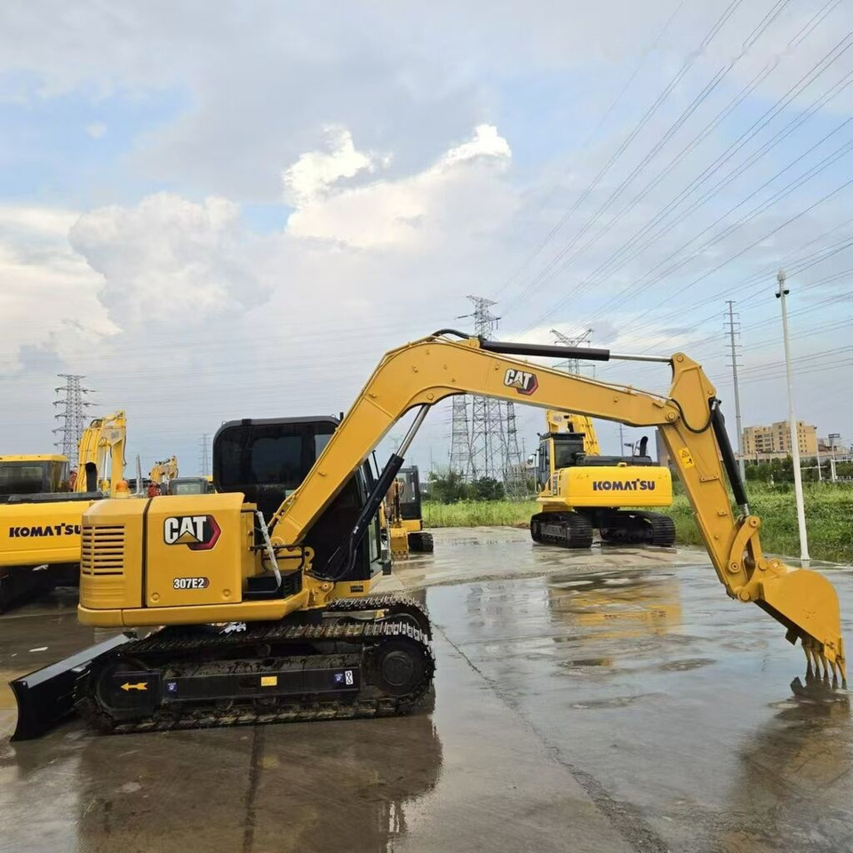 Caterpillar 307E2 - Escavadora de rastos: foto 1 Caterpillar 307E2 - Escavadora de rastos: foto 1
