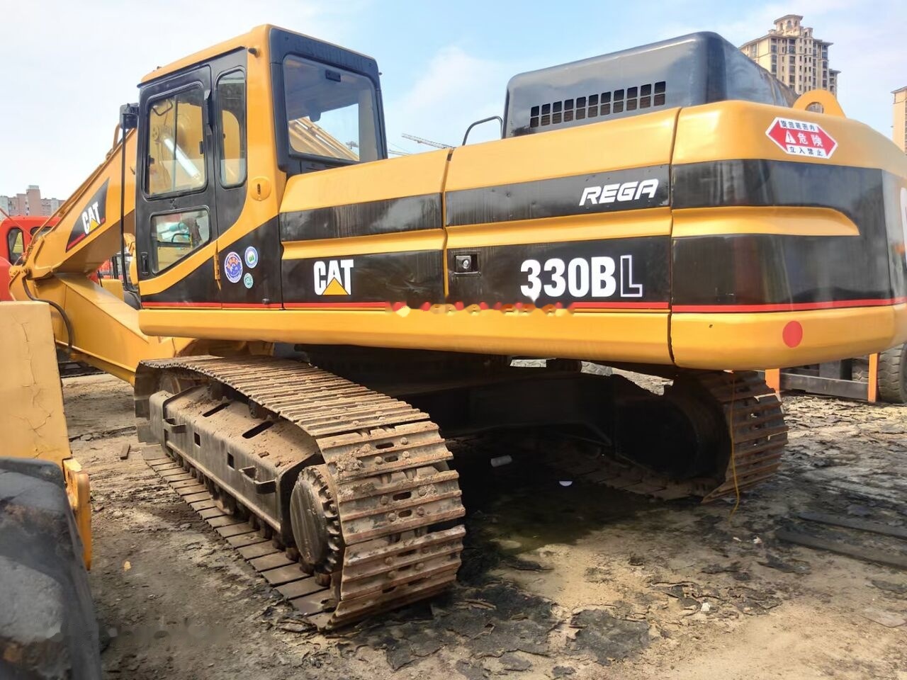 Caterpillar 330BL - Escavadora de rastos: foto 2 Caterpillar 330BL - Escavadora de rastos: foto 2