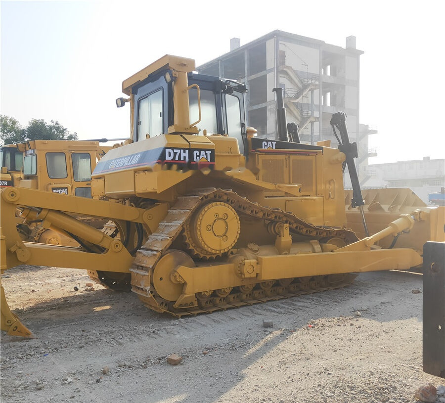 Caterpillar D7H - Buldôzer: foto 5 Caterpillar D7H - Buldôzer: foto 5