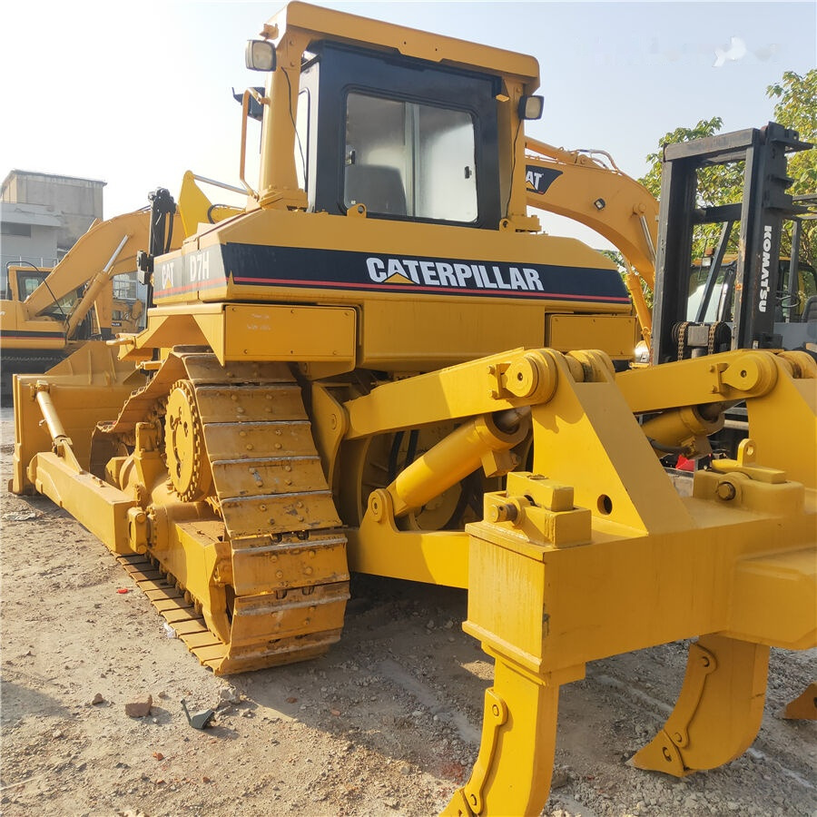Caterpillar D7H - Buldôzer: foto 4 Caterpillar D7H - Buldôzer: foto 4