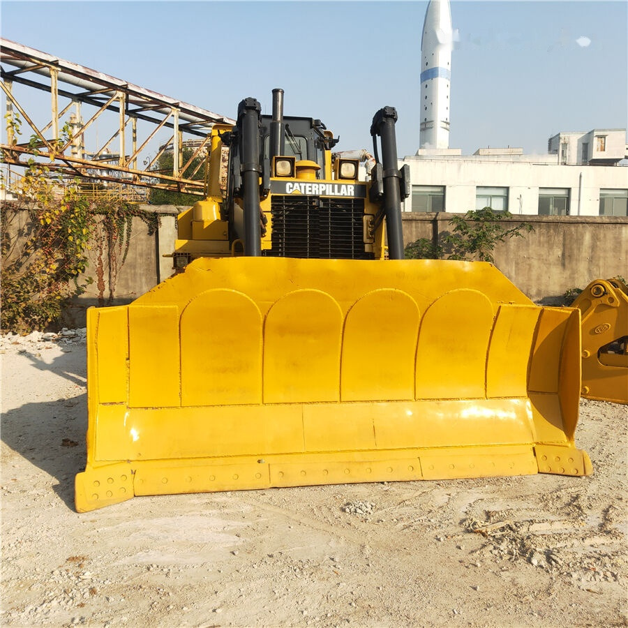 Caterpillar D7H - Buldôzer: foto 2 Caterpillar D7H - Buldôzer: foto 2